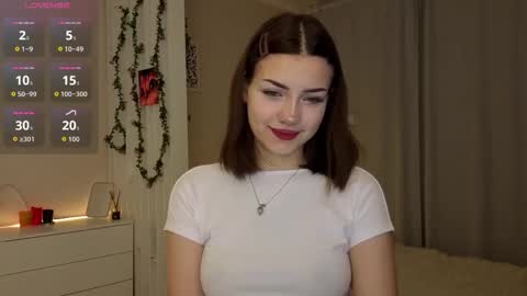 Bella online show from November 23, 4:54 am