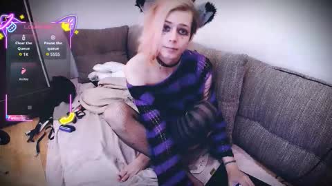 Felix online show from November 2, 11:49 pm