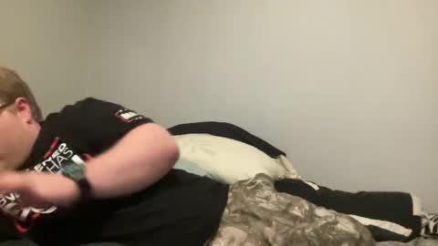 littleshady22 online show from January 20, 2:01 am