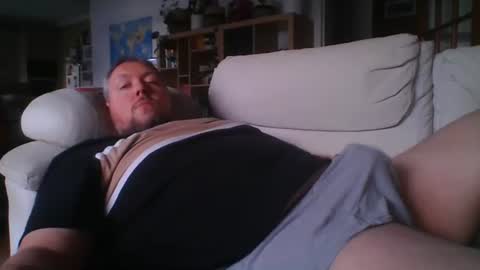 littlesubbear online show from November 21, 1:20 pm