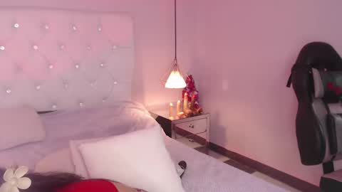 Nicky online show from January 9, 8:14 pm