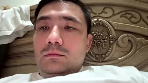 live_8 online show from April 25, 3:42 pm