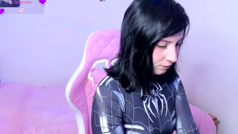 Liz online show from December 15, 6:09 am