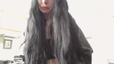 Liv Mirage online show from January 18, 8:40 pm