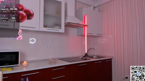 My name is Livy Nice to meet you  Thumbs up please its important online show from December 6, 6:00 pm