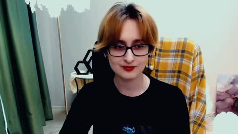 LixeLuna online show from June 4, 6:52 am