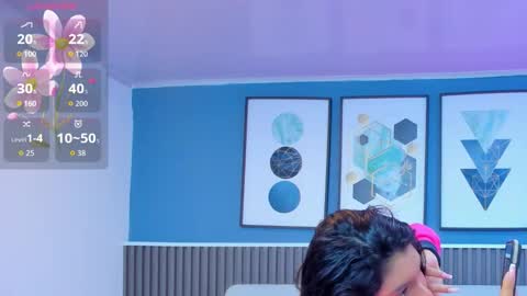 Lizeth online show from December 19, 12:00 pm