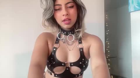 Lizeth online show from December 5, 12:25 pm