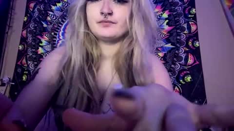 Lizz  online show from February 25, 6:23 pm