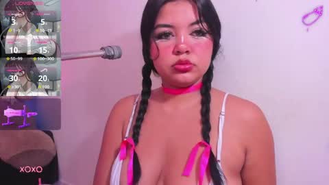 Lizz  online show from April 22, 11:39 am