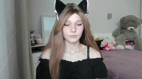 lizza_a online show from May 8, 5:40 pm