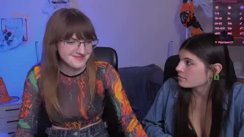 lizzie_boom online show from October 30, 9:26 pm