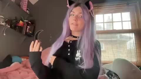 lizzybunny online show from February 12, 2:10 pm