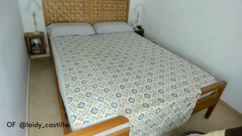 Lady online show from November 18, 5:27 pm