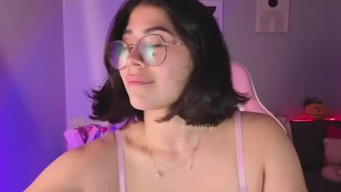 Pamela online show from April 19, 9:17 pm