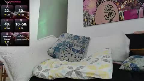 lobocruzlatino online show from October 3, 7:38 am