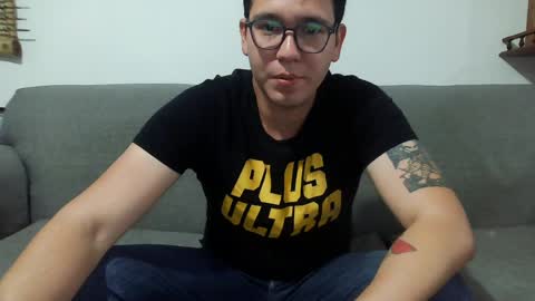 Lobo online show from April 2, 12:29 am