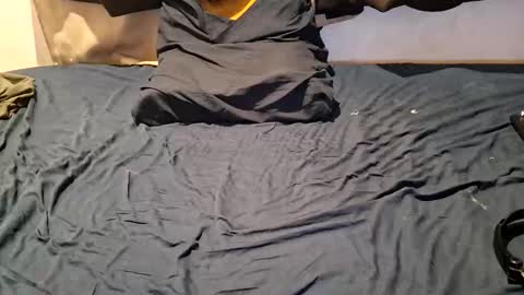 SeekingWaifu online show from October 27, 2:17 pm