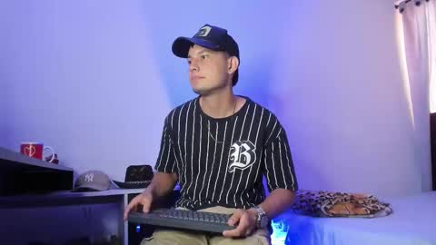 Logan morris online show from February 7, 9:15 pm