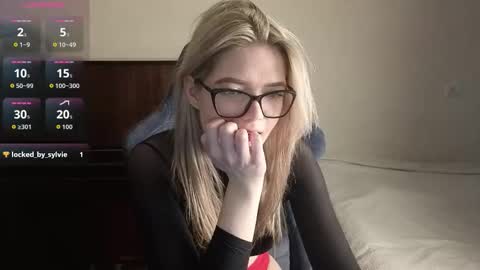 Logan and Katana online show from March 31, 12:05 pm