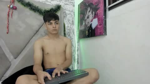 loganjhonson online show from December 18, 3:57 am