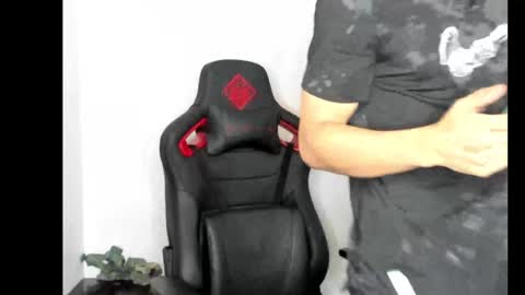 Logan online show from December 10, 8:08 am