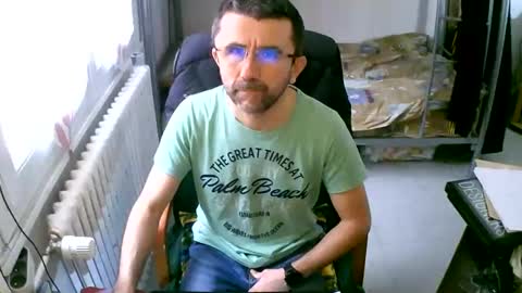 Snapshot of lokoum39 chatting on February 26, 10:16 am lokoum39 online show from February 26, 10:16 am