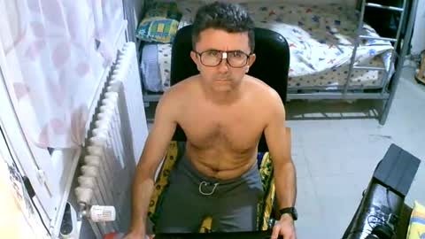 Snapshot of lokoum39 chatting on October 19, 6:34 pm lokoum39 online show from October 19, 6:34 pm