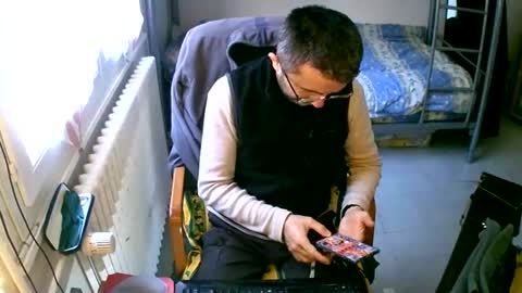 Snapshot of lokoum39 chatting on December 12, 11:17 am lokoum39 online show from December 12, 11:17 am