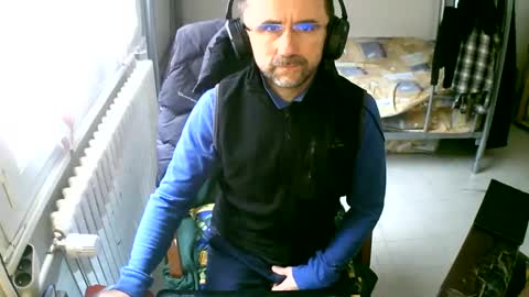 Snapshot of lokoum39 chatting on February 12, 12:12 pm lokoum39 online show from February 12, 12:12 pm