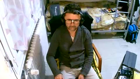 Snapshot of lokoum39 chatting on September 24, 6:58 pm lokoum39 online show from September 24, 6:58 pm