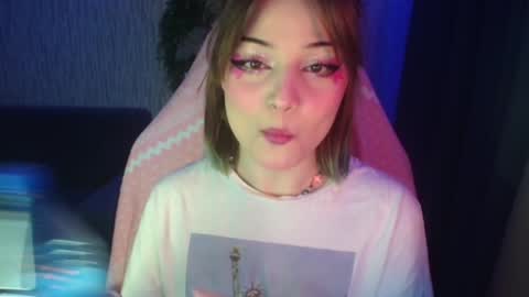 lola online show from February 2, 10:02 am