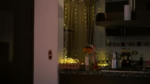 mara online show from November 28, 9:33 pm