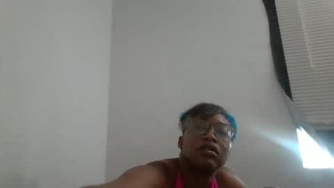 Lola ThaPinkBunny7 online show from April 1, 7:22 pm