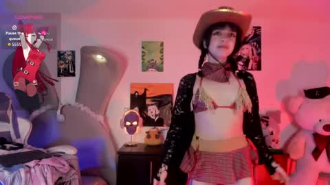 Lola Bunny online show from March 27, 3:46 pm