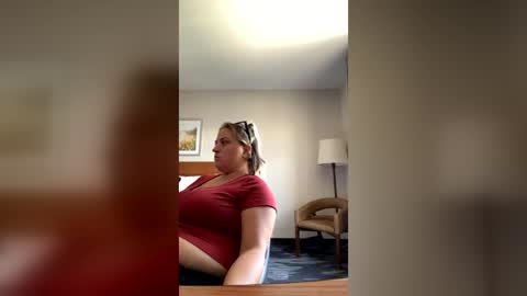 lolaabunnybaby304 online show from July 1, 7:22 pm
