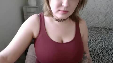 kiss online show from February 25, 7:45 am