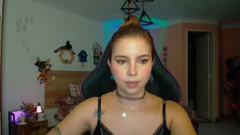 Lola doll online show from January 5, 10:24 pm