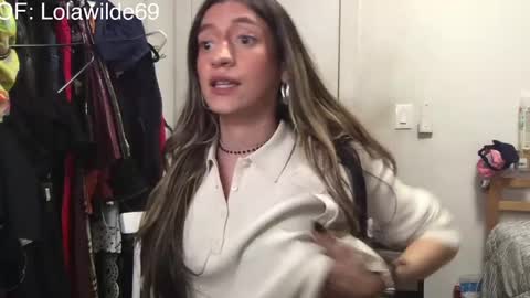 Lolita Wildes Back  online show from November 20, 6:56 am