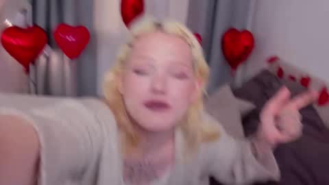 lollita online show from February 9, 9:06 pm