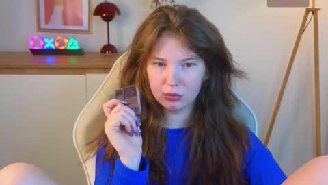 Mona online show from September 28, 1:20 pm