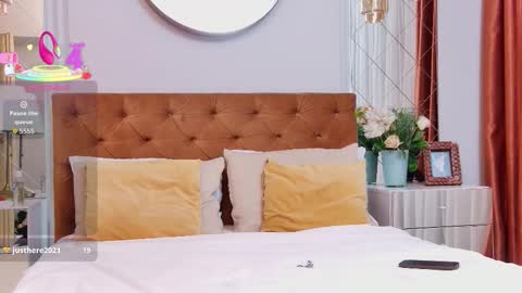 Lolly. online show from October 5, 7:32 pm