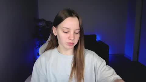 lolytaberry online show from May 11, 1:34 am