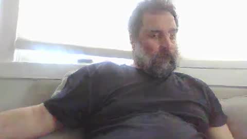 THE SEXIEST MAN ALIVE online show from February 9, 6:37 pm