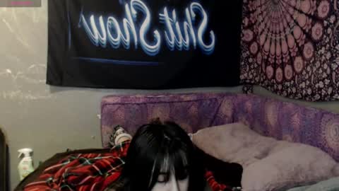 londonray online show from September 12, 9:44 am