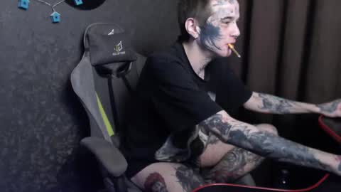 Snapshot of lone1ycrystal chatting on March 12, 4:02 pm Chris online show from March 12, 4:02 pm