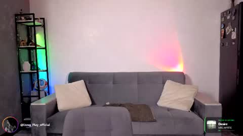 long_play online show from August 1, 9:16 pm