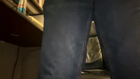 longjohnsilverskin online show from April 8, 10:18 am