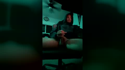 longjxhn69_ online show from August 4, 7:26 am