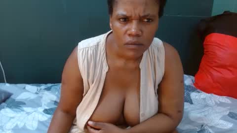 Longlip30 online show from February 20, 6:26 am